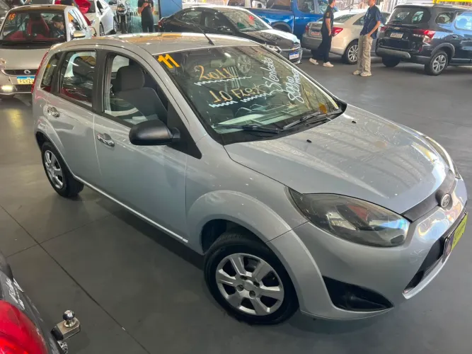Ford Fiesta 1.0 8V Flex/class 1.0 8V Flex 5P 2011