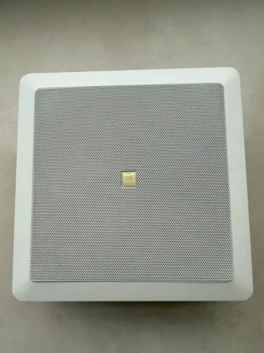 5x Caixas de Som JBL 6CO1Q semi-novas tipo ARANDELAS quadradas