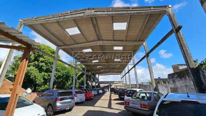 Galpão comercial para locação no Prado