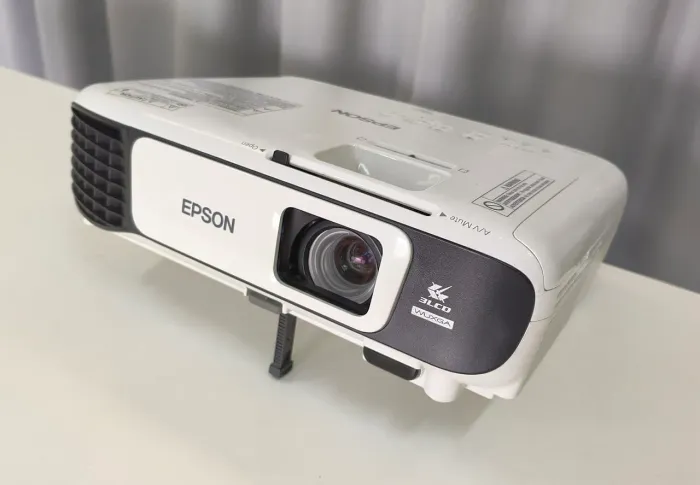 Projetor EPSON U42+ FULL HD NATIVO + ACESSÓRIOS 