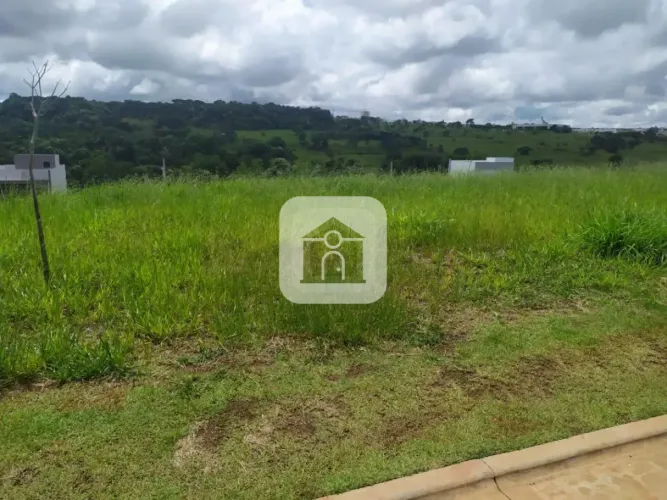 Tereno a venda no bairro Granja Marileusa