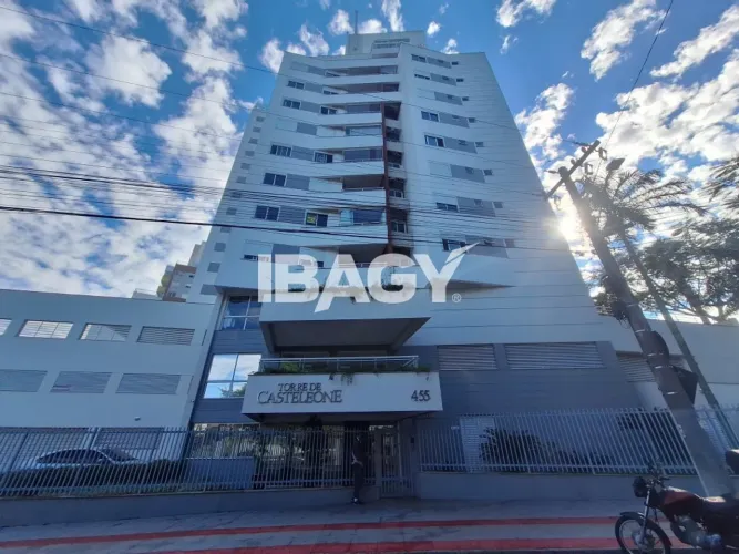 Excelente Apartamento 3 dormitório(s) em Capoeiras - Florianópolis