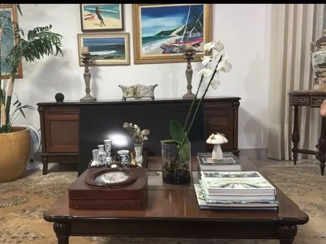 Balcão/aparador e mesa de centro