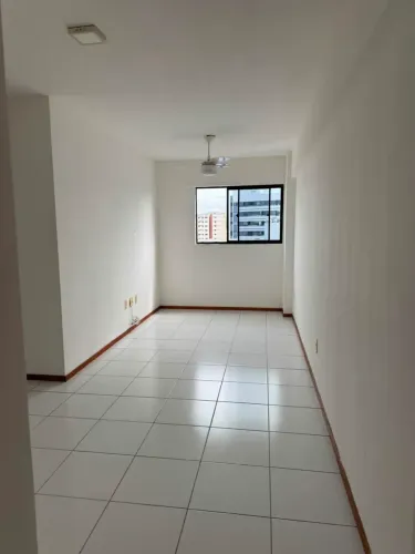 2 Quartos na Ponta Verde a 500 m da Praia