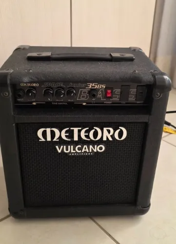 Cubo Amplificador para Contra Baixo