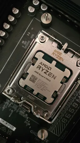 PROCESSADOR AMD RYZEN 9 7950X SEM CAIXA - IMPECÁVEL