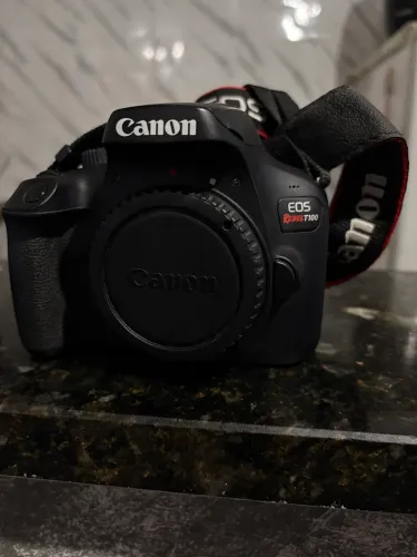 Câmera Fotográfica Profissional - Canon T100