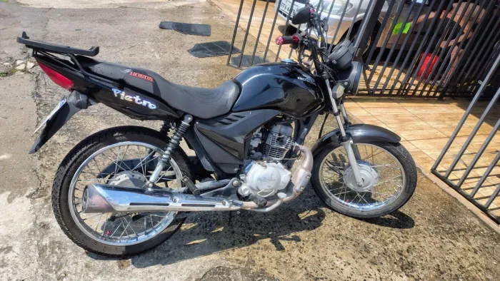 Titan CG 125 es