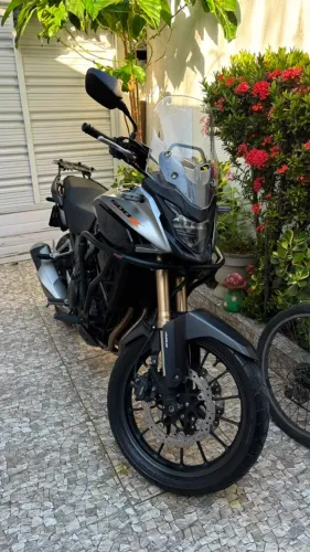 Honda CB 500X 2023 com Apenas 10.000 km!