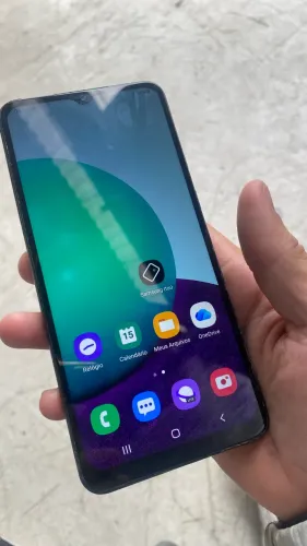 Samsung A02 (leia a descrição)
