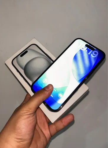 iPhone 15 128 gb
