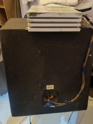 Caixa subwoofer 10"