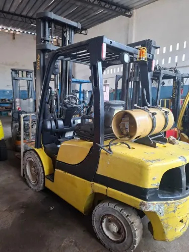 Empilhadeira Yale GLP070 | Torre Triplex 6,12 m | Side Shift | GLP