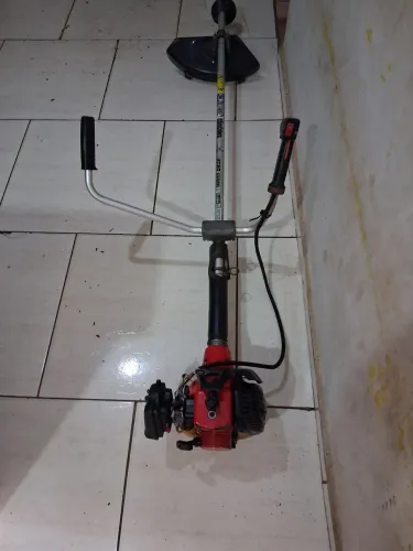 Rocadeira a combustão gasolina parcelo no cartão de crédito.