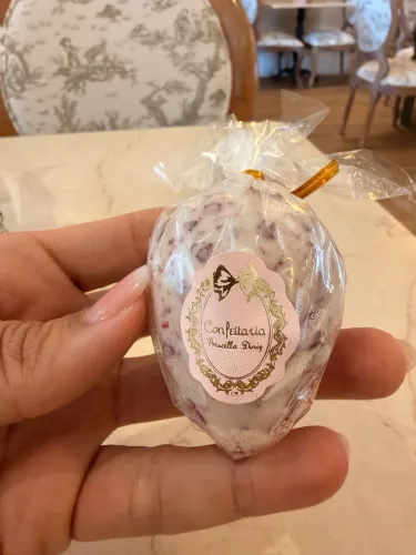 Morango cravejado