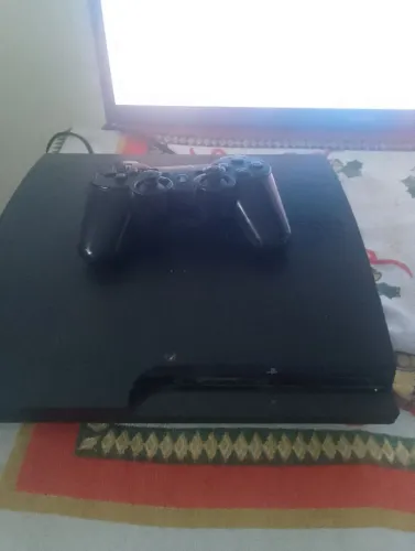 Vendo ou troco ps3 com GTA 5 FIFA effotbal 26 callf dut vários outros jogos maneiro