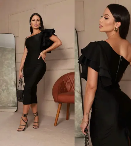 VENDO MALOTE DE ROUPA COM MAIS DE 200 PEÇAS 