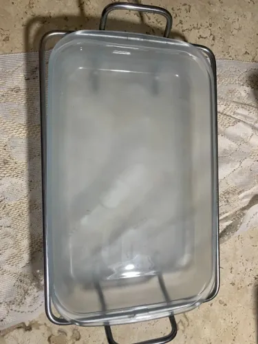 Rechaud suporte de inox e pirex fosco sem tampa.