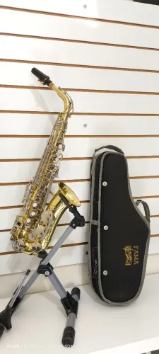 Sax alto Weril Alpha A-130 revisado com bag fama