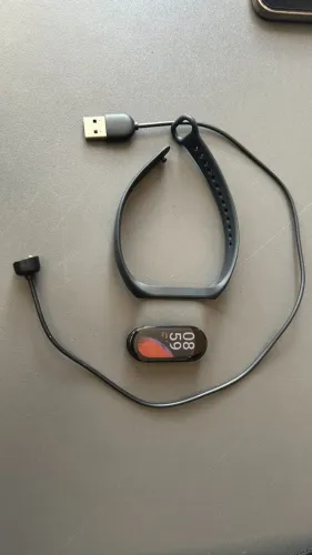 Xiaomi Smart Band 7 com carregador