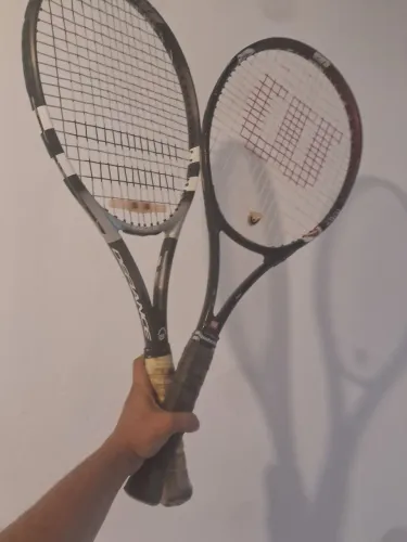 Vendo esse par de raquetes