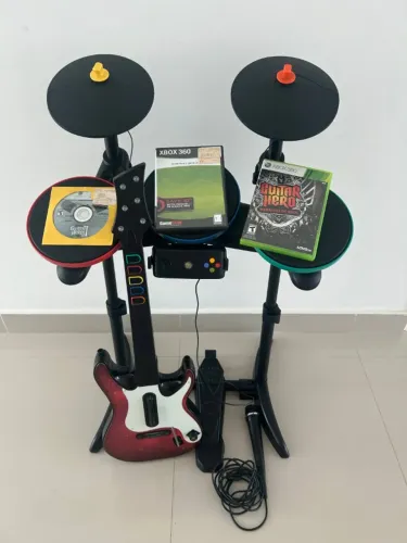 Kit Guitar Hero Xbox 360 - Bateria + Guitarra + Microfone + 3 Jogos