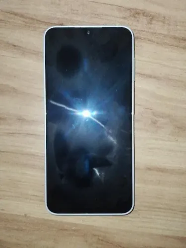 Samsung galaxy A16, vem com carregador original Com caixa e capinha transparente