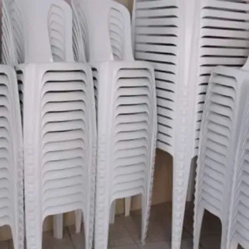 Alugue mesas cadeiras plástico Vilar dos teles