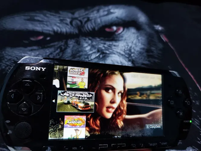 Psp Sony  3010 mais de 200 Jogos Na Caixa ! é última versão