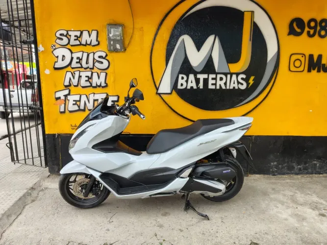 PCX PÉROLA MUITO EXTRA SEM DETALHES 
