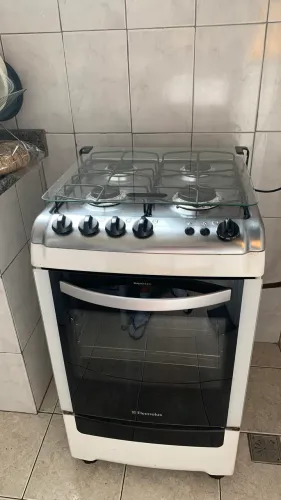 FOGÃO ELETROLUX 4 BOCAS