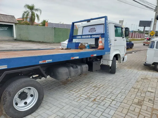 Vendo ou troco caminhão guincho