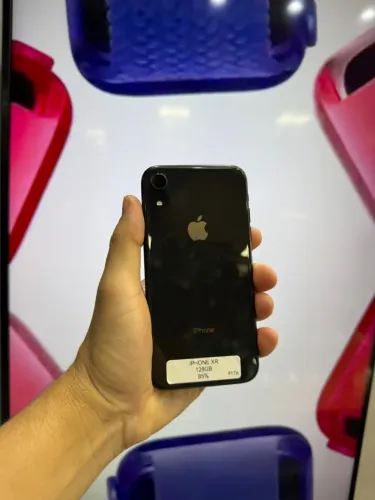iPhone XR 128gb preto 