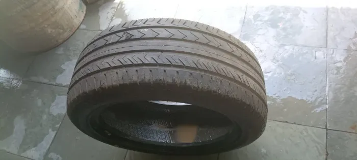 Pneu 225/50R17