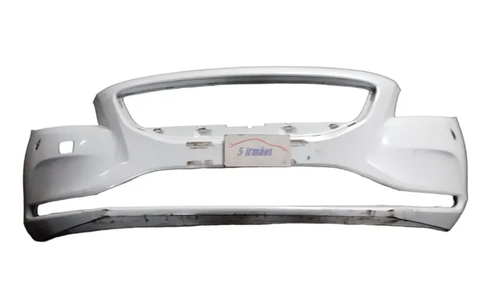Capa Parachoque Dianteiro Volvo V40 T4 2.0 Turbo 2018 / 2019