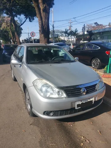Renault Symbol Privilège Hi-flex 1.6 16V 4P 2010
