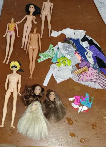 Lote Barbies sucatas