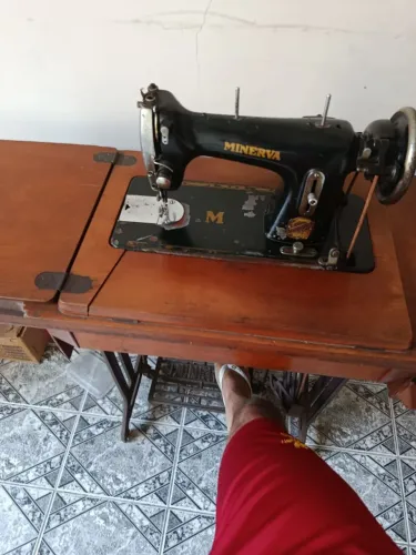 Maquina de costura 