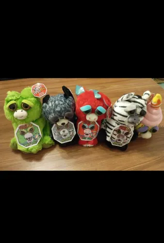 Lote 5 feisty pets originais - sapo, lobo prata, dragão vermelho, zebra e cupcake