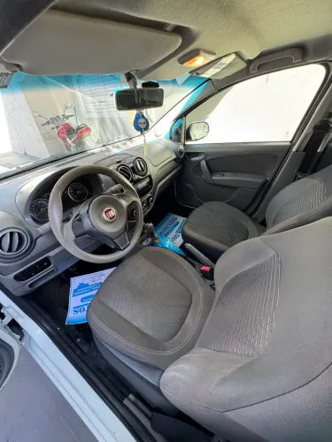 Fiat Palio Attractive 1.0 EVO Fire Flex 8V 5P 2015