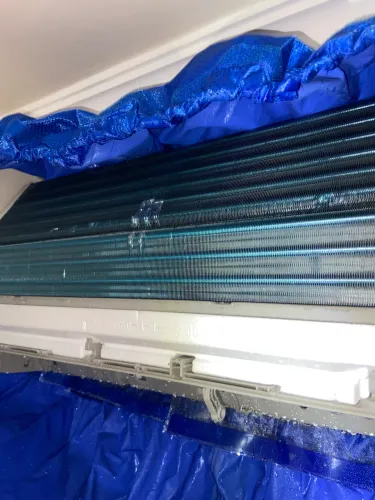 Limpeza & Manutenção de ar-condicionado split