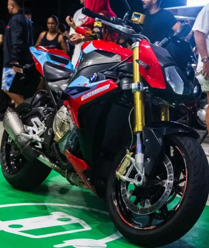 BMW S1000 A mais completa da OLX