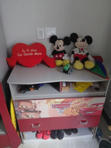 Vendo quarto completo do McQueen