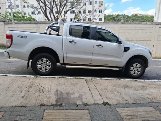 Ford Ranger XLS 3.2 20V 4X4 CD Diesel Aut. 2016