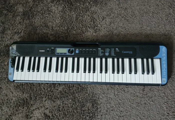 Teclado CT-S200
