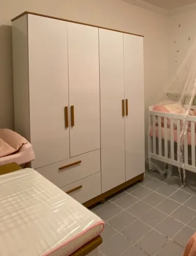 Guarda roupas criança