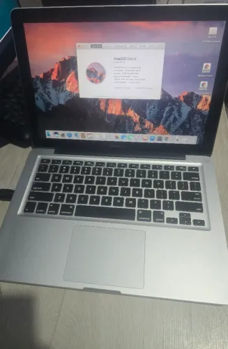 Macbook pro  2011 12gb ram TOTALMENTE FUNCIONAL 