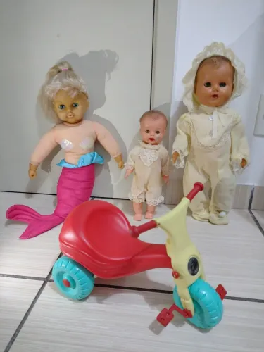 Boneca antiga