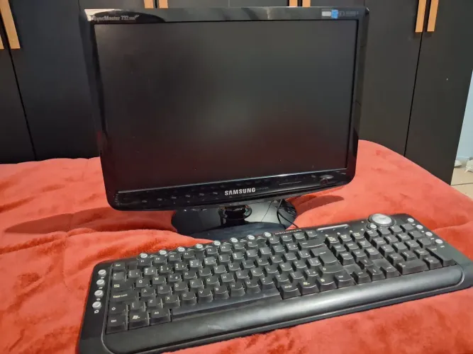 Vendo Monitor+ Teclado
