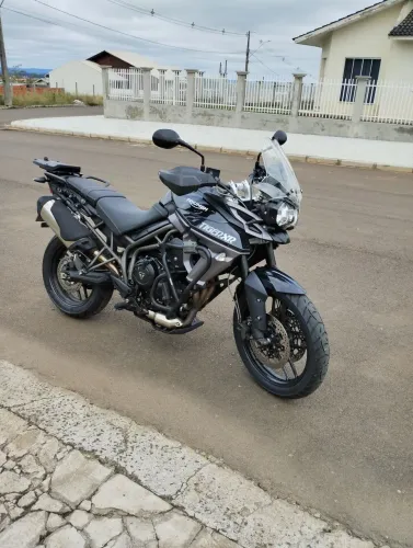 Triumph Tiger XR 800  19.000 KM Toda Original 